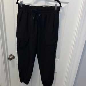 Te Verde Black Cargo Joggers